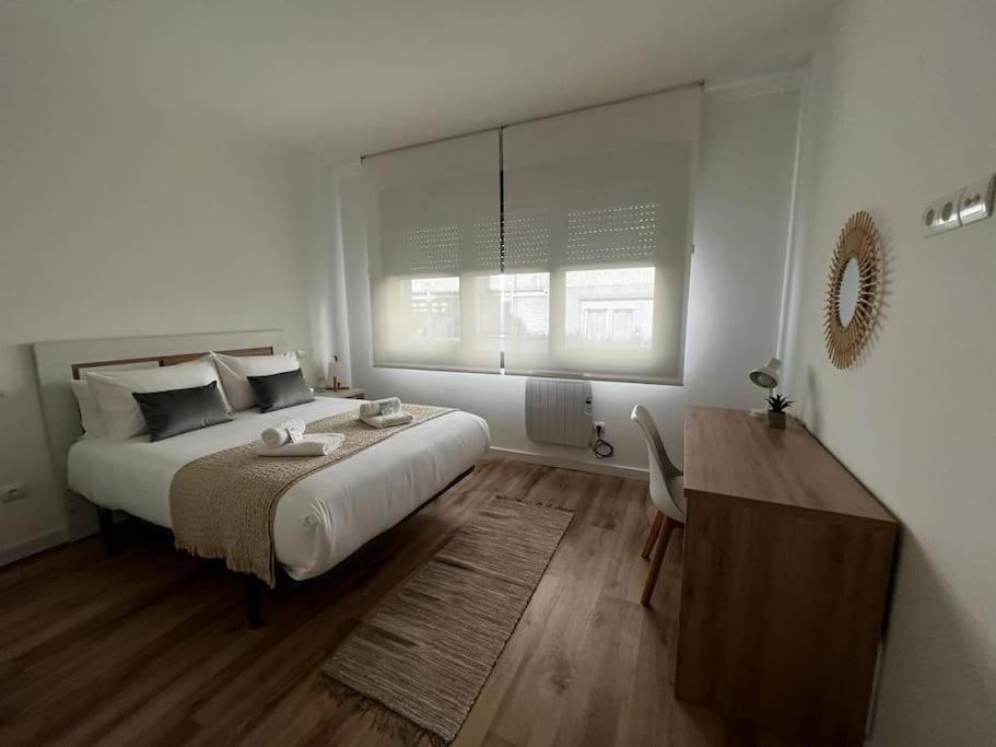 Gris Con Garaje Apartment